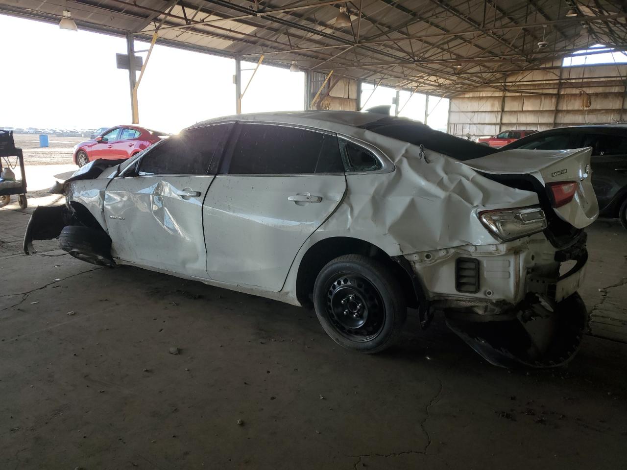 2018 Chevrolet Malibu - Image 2