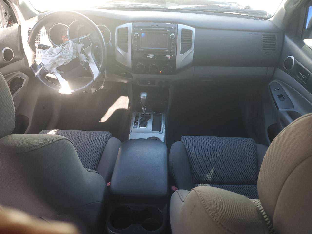 2013 Toyota Tacoma - Image 8