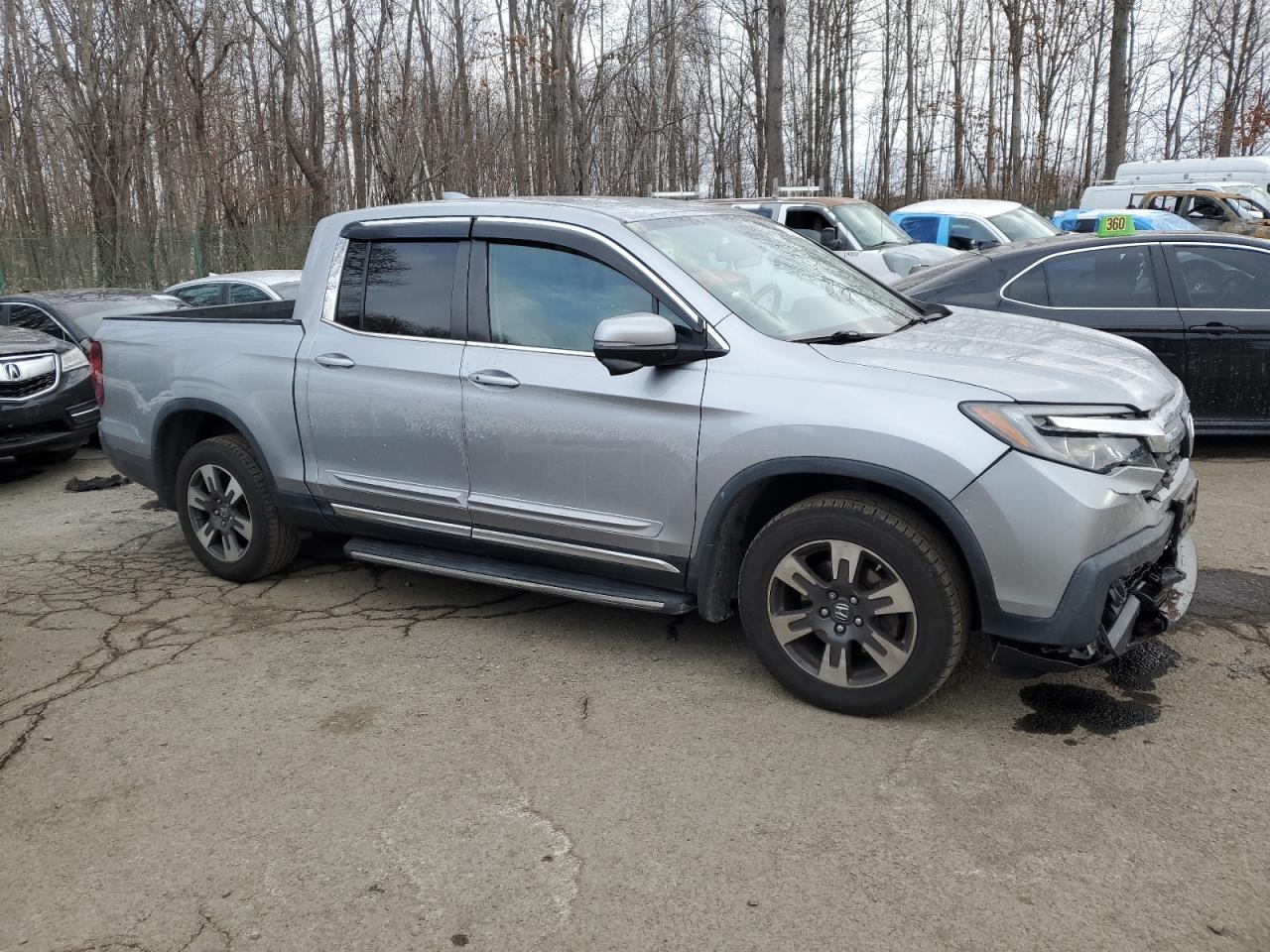2018 Honda Ridgeline - Image 4