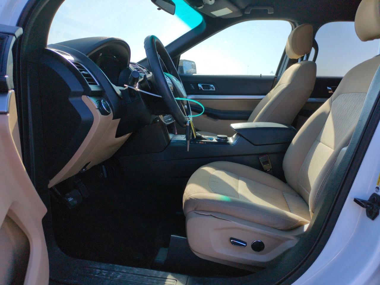 2016 Ford Explorer - Image 7