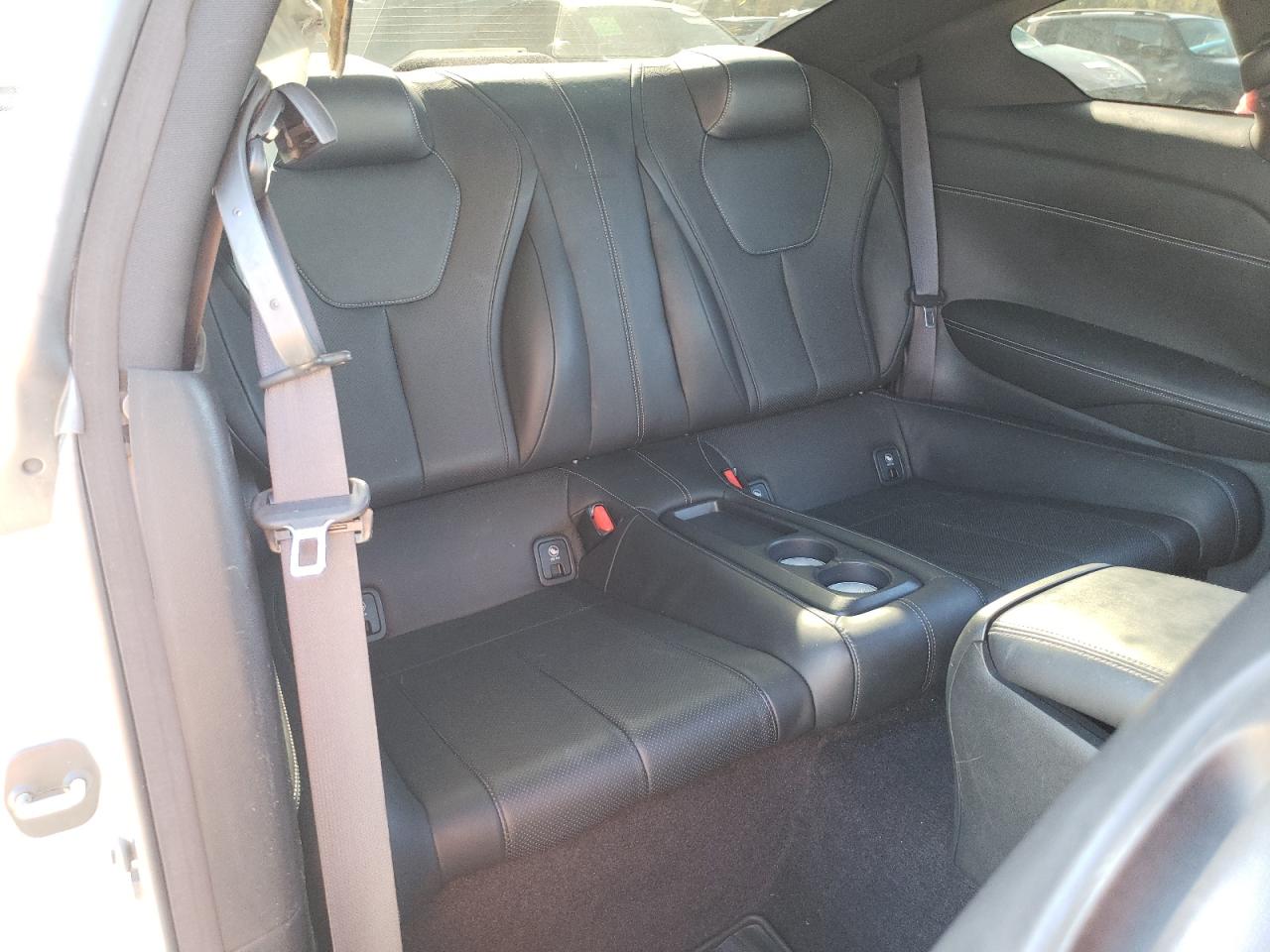 2017 Infiniti Q60 - Image 10