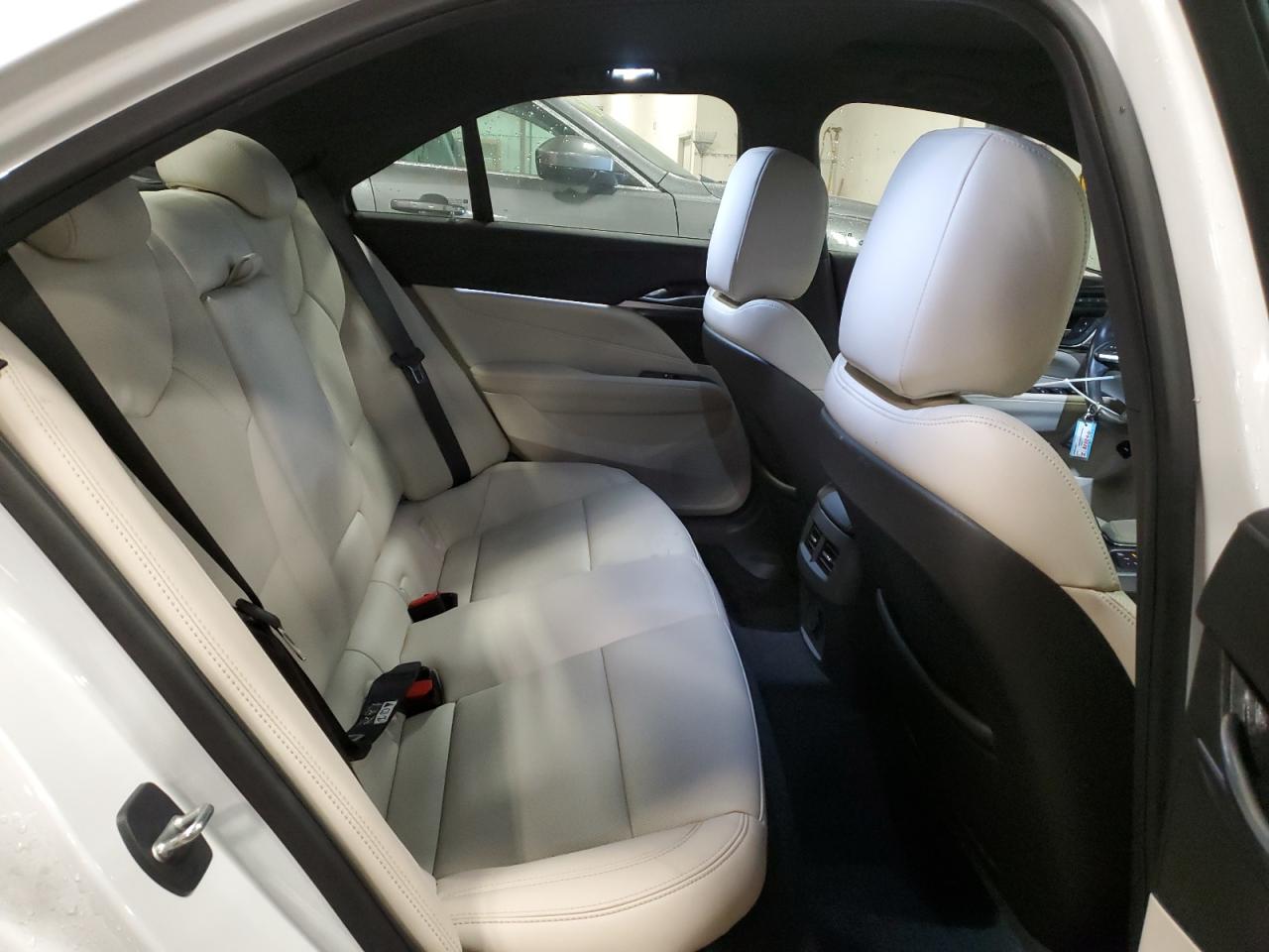 2020 Cadillac CT4 - Image 10