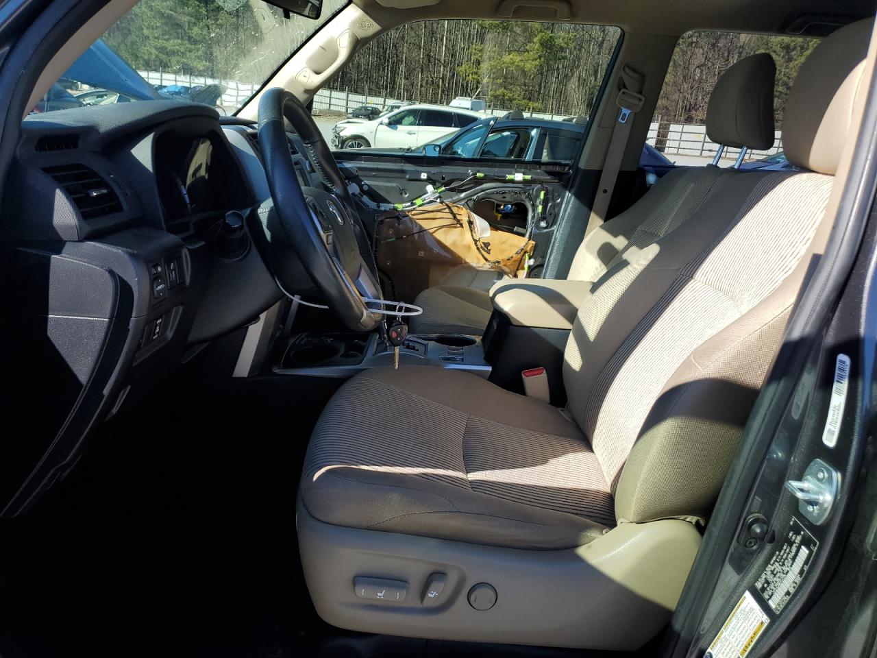 2016 Toyota 4Runner - Image 7