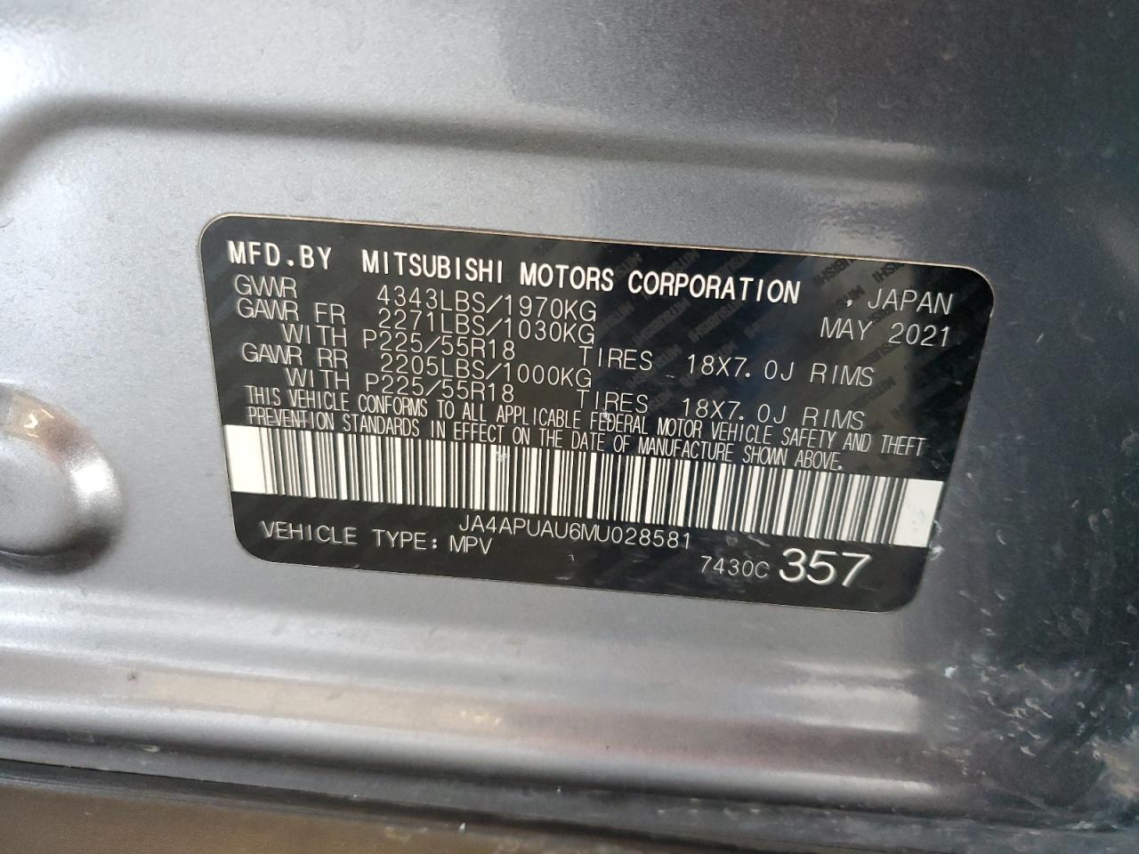 2021 Mitsubishi Outlander - Image 13