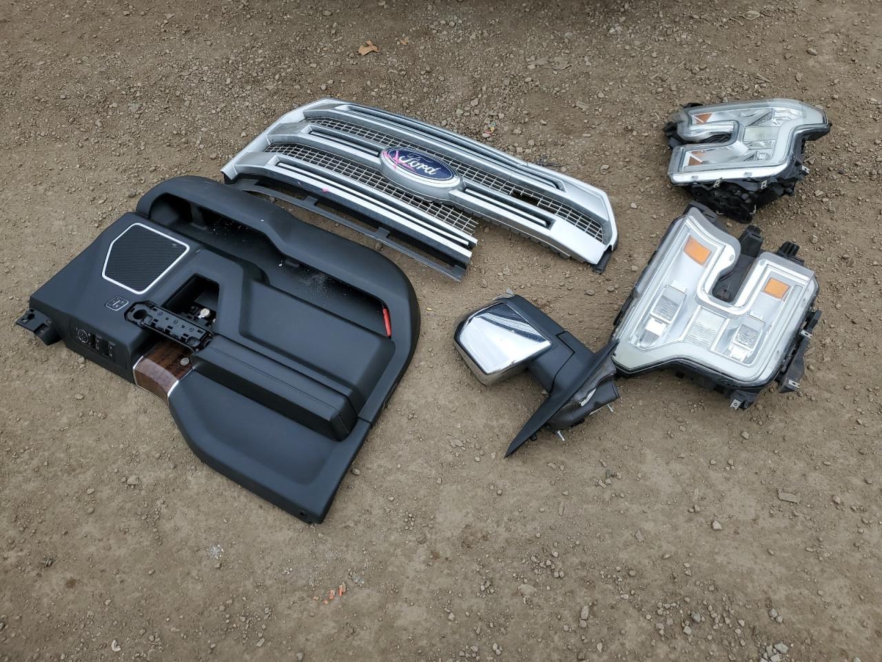 2015 Ford F-150 - Image 12