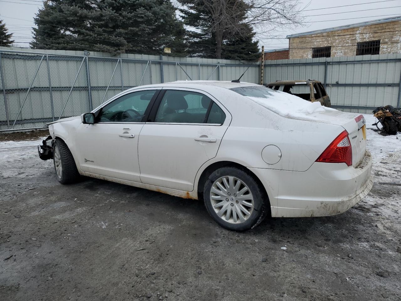 2011 Ford Fusion - Image 2