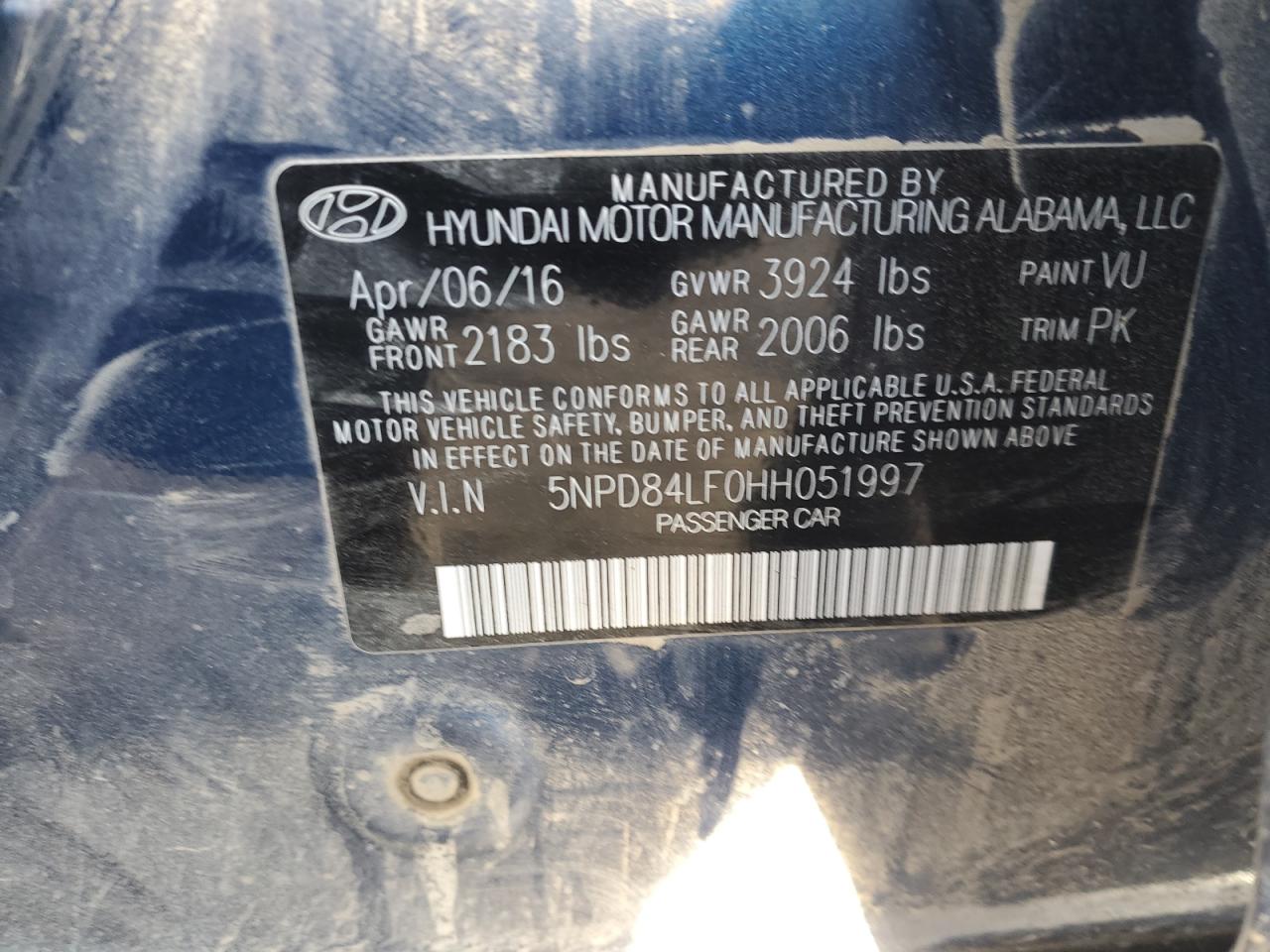 2017 Hyundai Elantra - Image 12