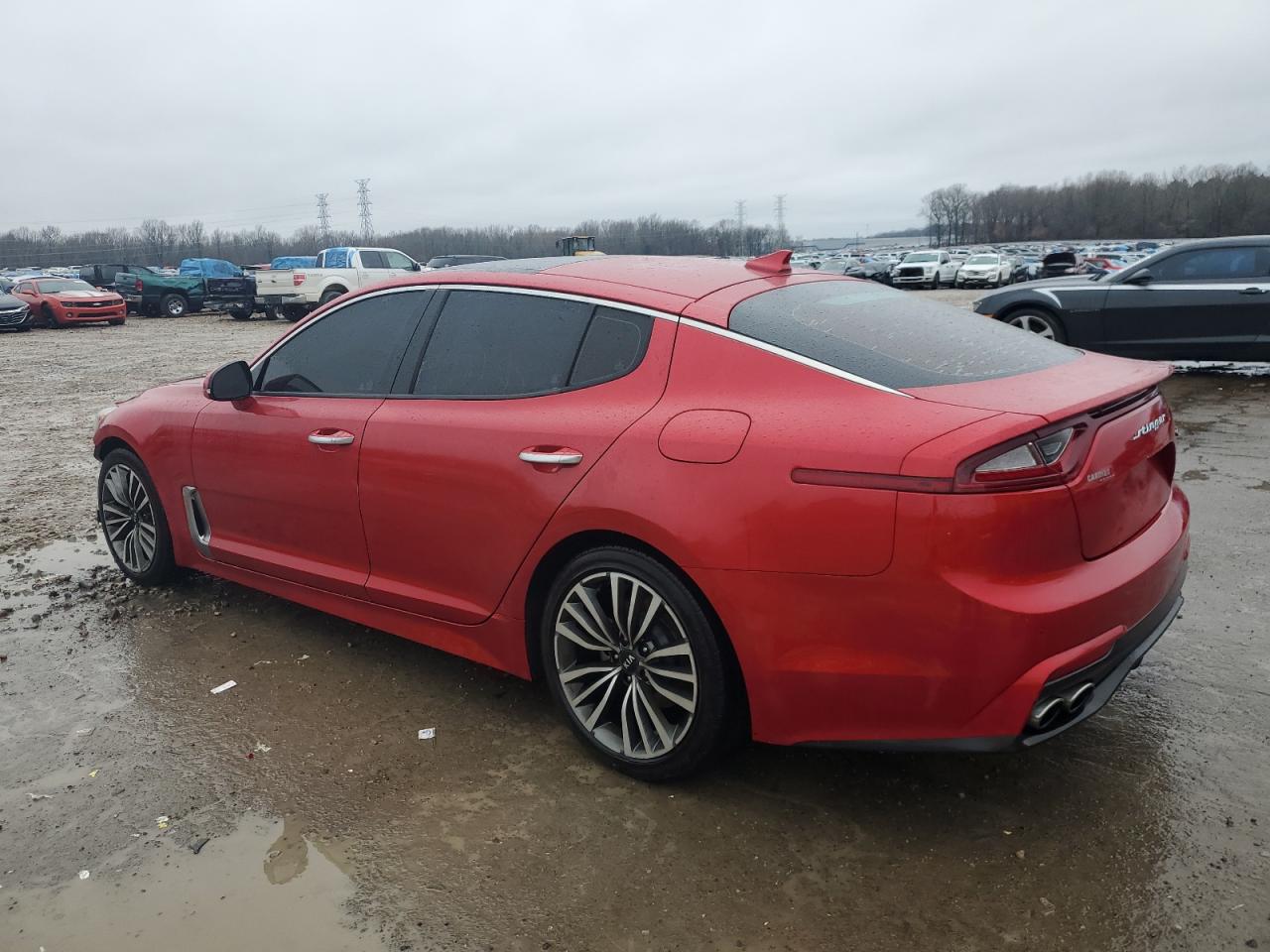 2019 Kia Stinger - Image 2