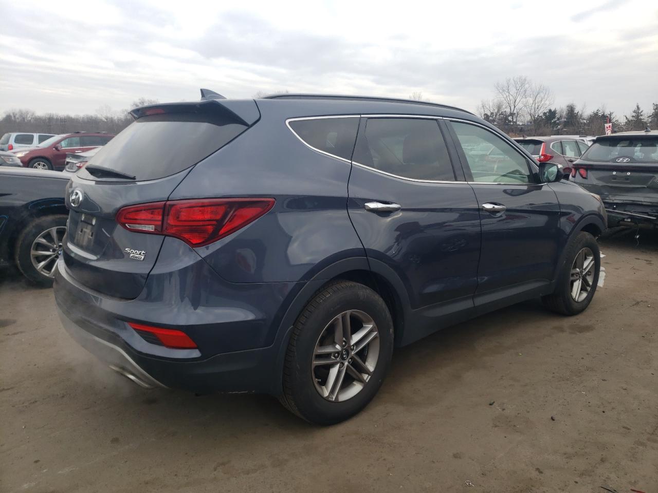 VIN 5NMZUDLB5HH021129 2017 HYUNDAI SANTA FE no.3