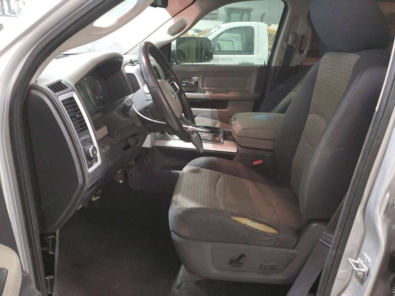 2010 Dodge RAM - Image 7