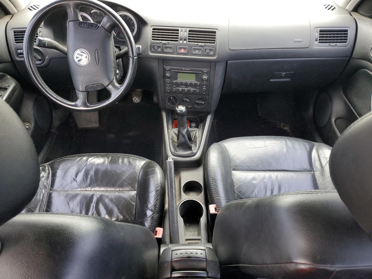 2004 Volkswagen Jetta - Image 8