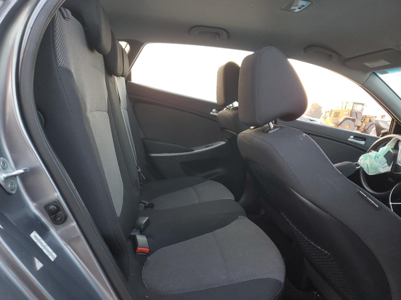 2014 Hyundai Accent - Image 10