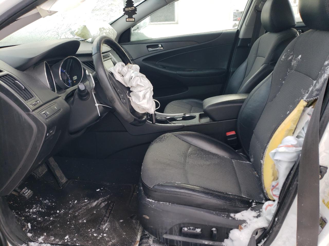 2011 Hyundai Sonata - Image 7