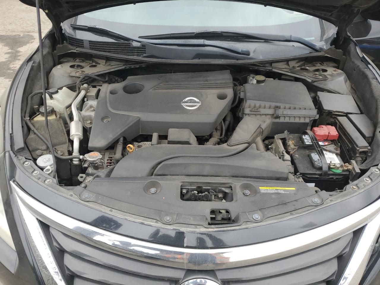 2015 Nissan Altima - Image 12