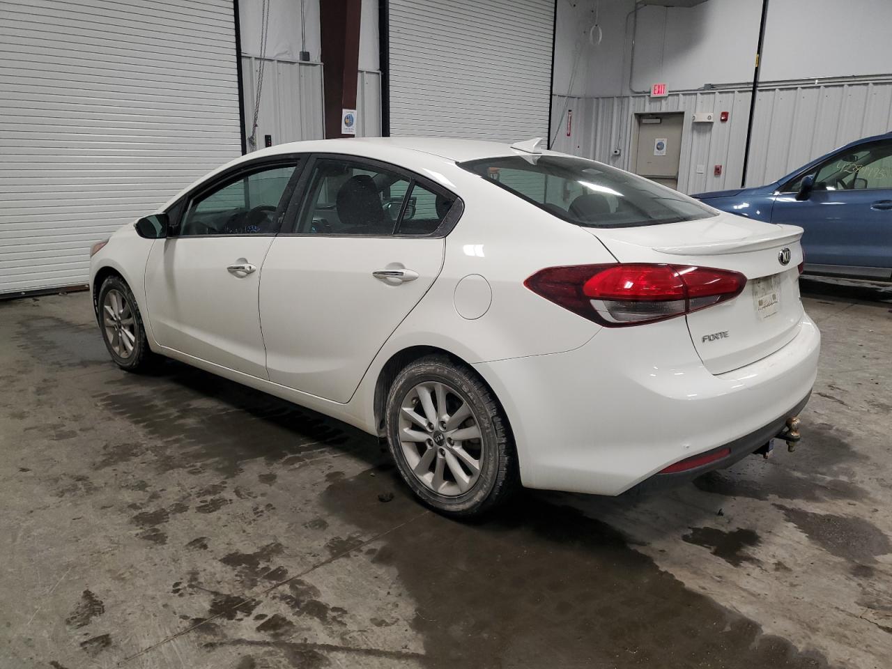 2017 Kia Forte - Image 2