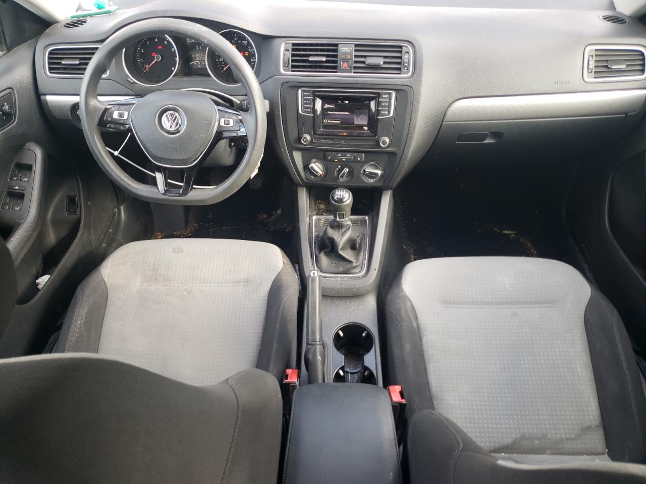 2017 Volkswagen Jetta - Image 8
