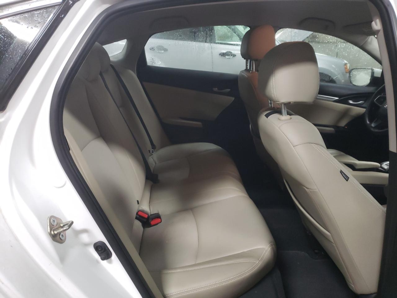 2016 Honda Civic - Image 10