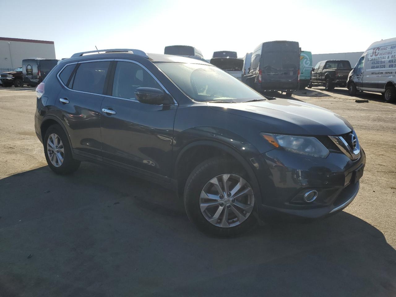 2016 Nissan Rogue - Image 4
