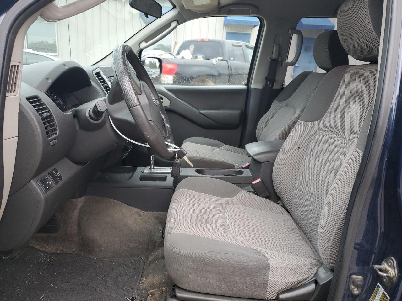 2011 Suzuki Equator - Image 7