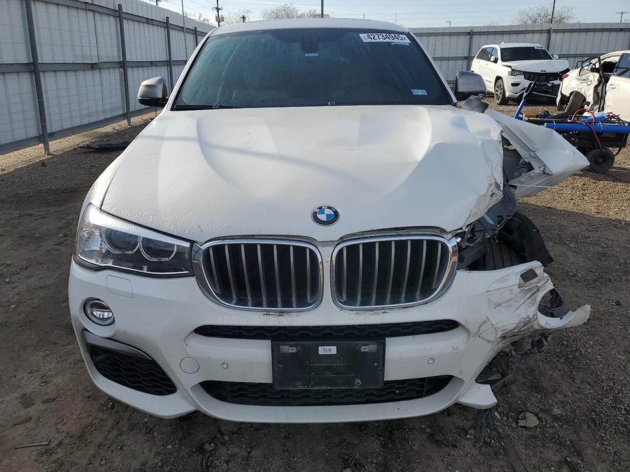 2017 BMW X4 - Image 5