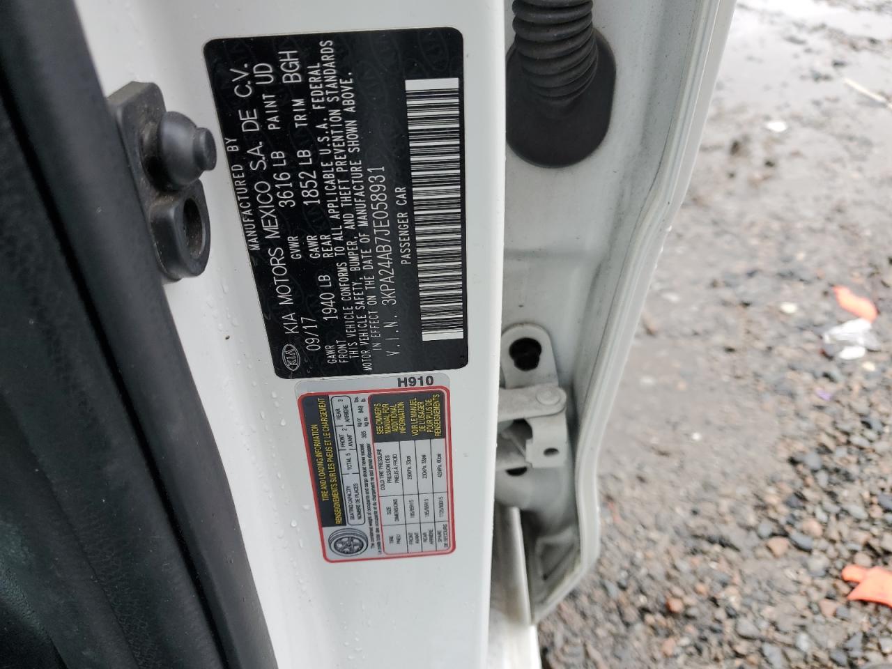 2018 Kia Rio - Image 12