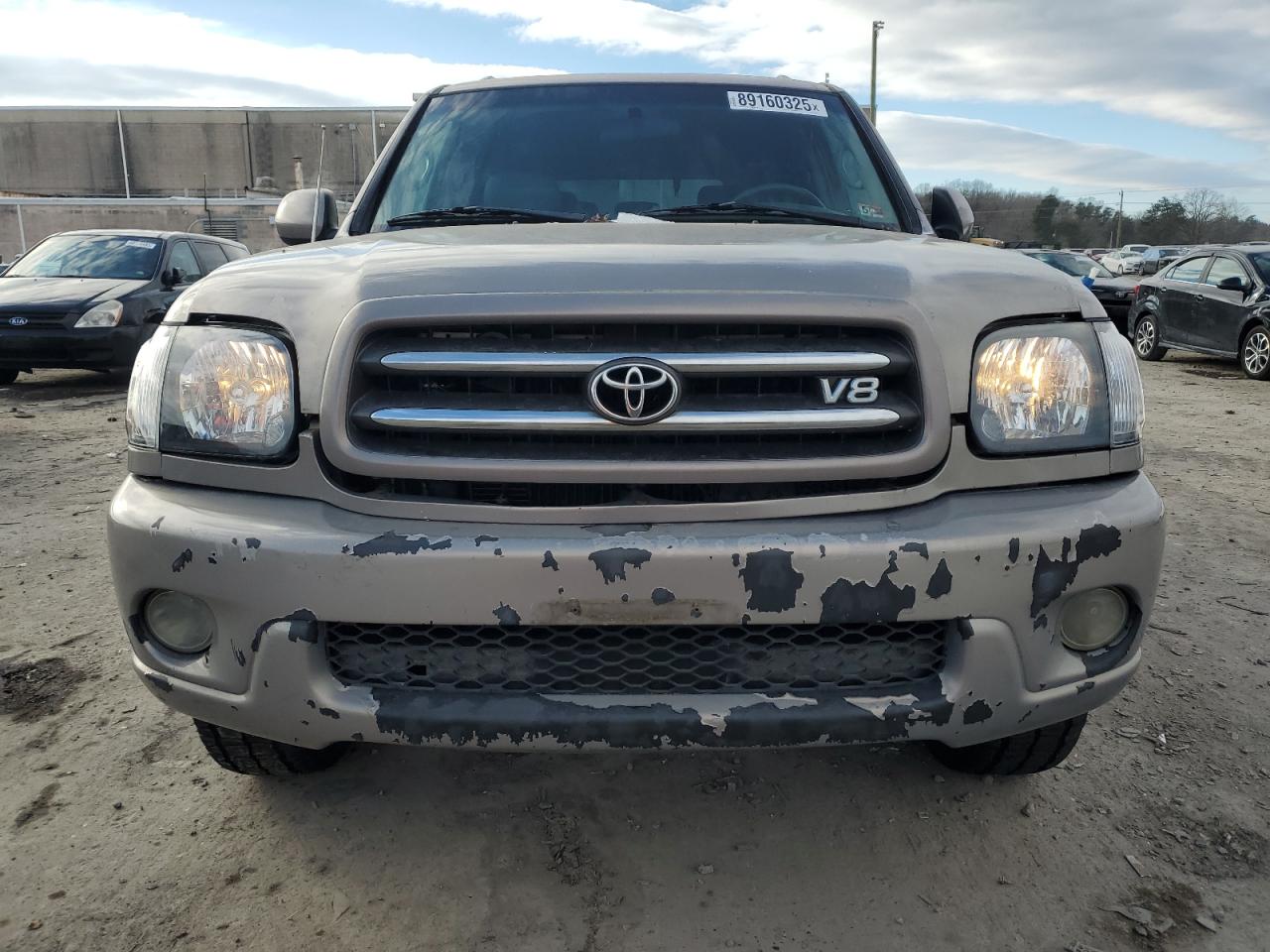 2002 Toyota Sequoia - Image 5