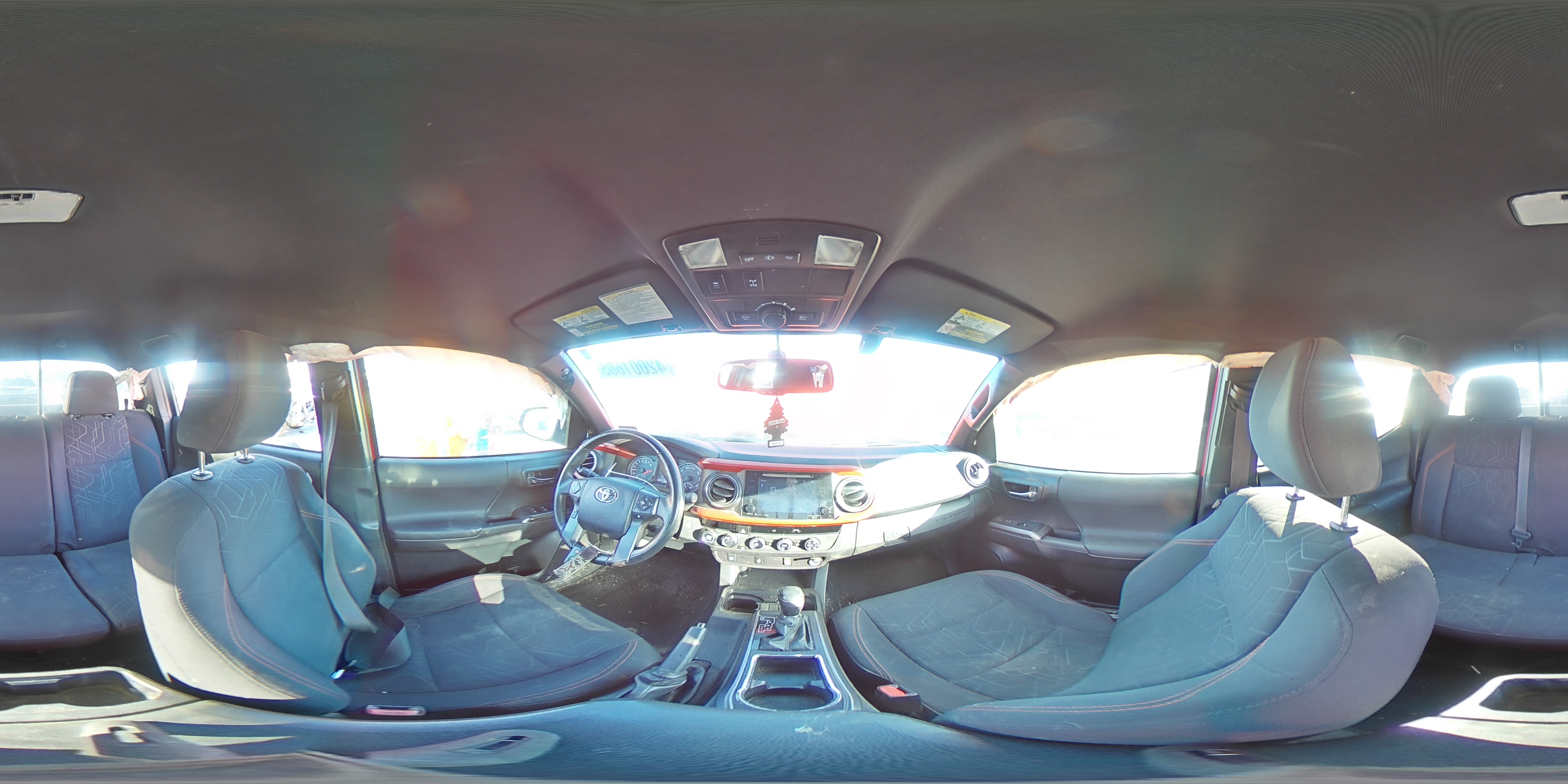 2017 Toyota Tacoma - Image 12