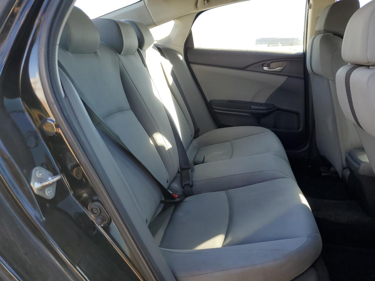 2019 Honda Civic - Image 10