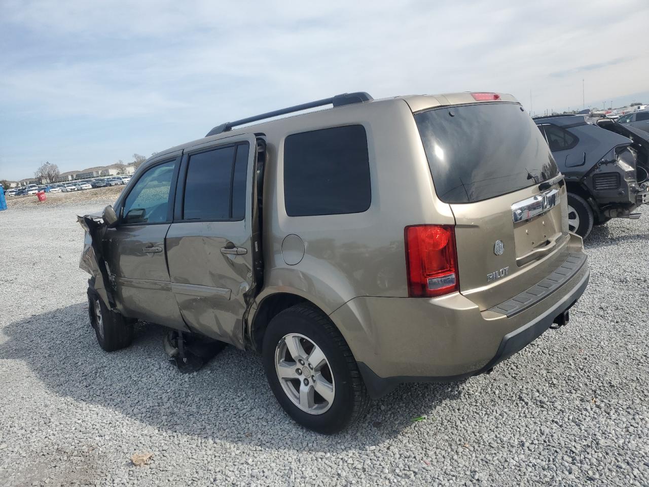 2011 Honda Pilot - Image 2