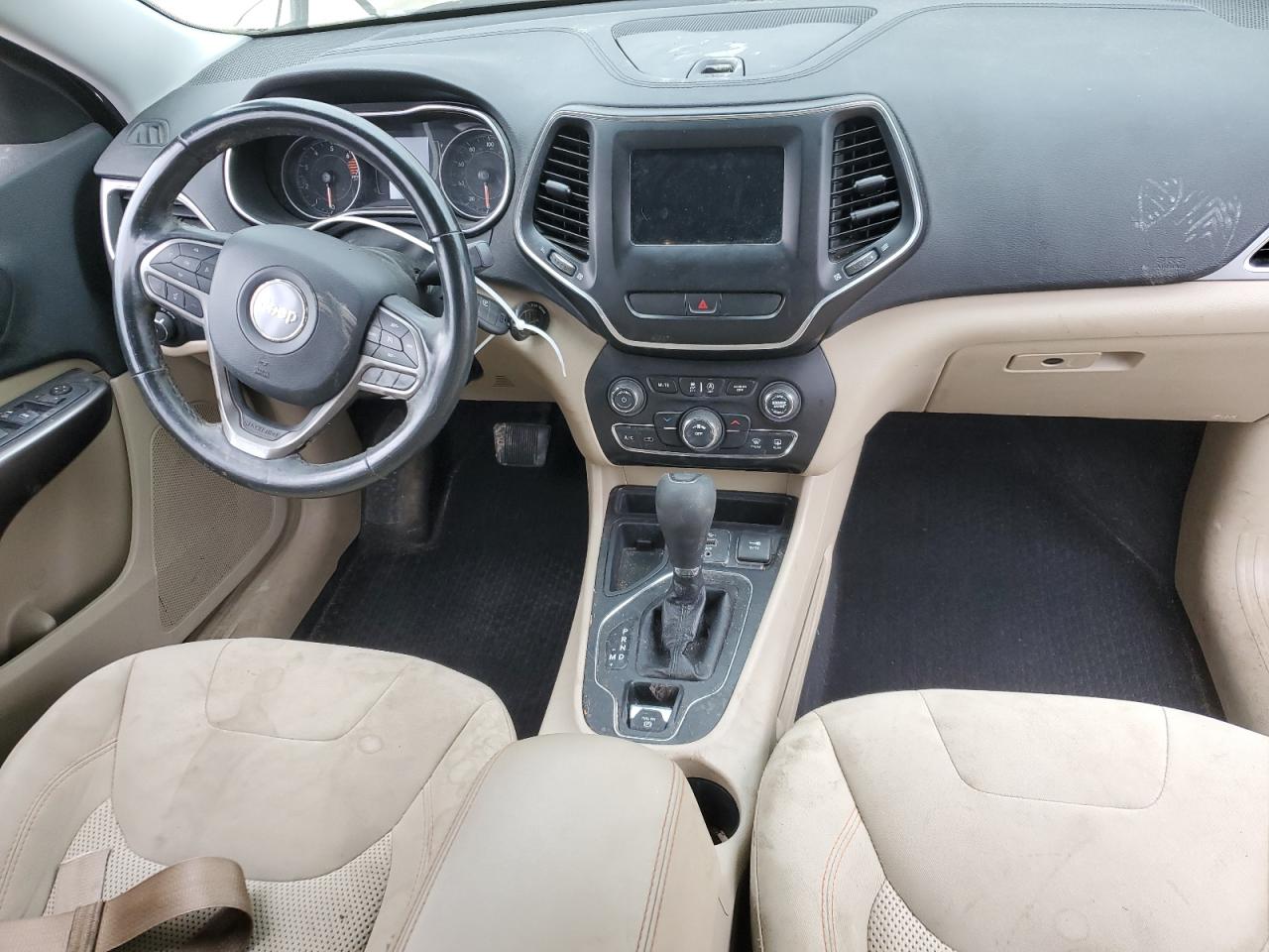 2019 Jeep Grand Cherokee - Image 8