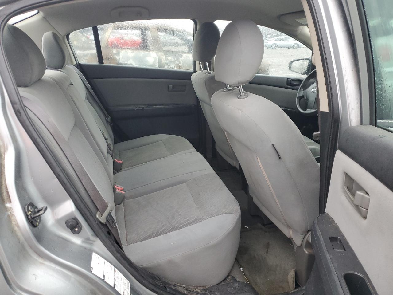 2010 Nissan Sentra - Image 10