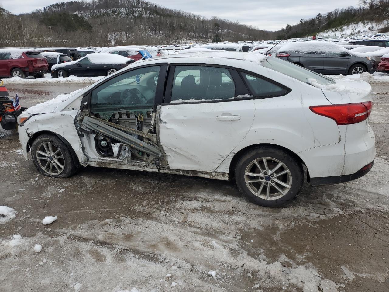 2015 Ford Focus - Image 2