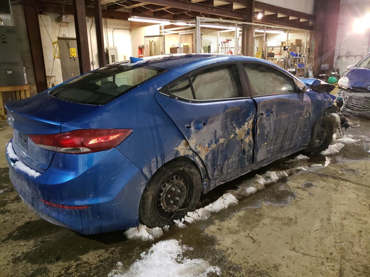 2017 Hyundai Elantra - Image 3