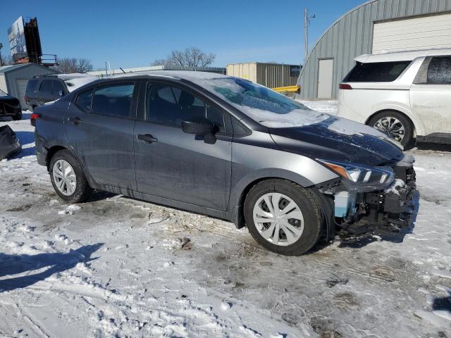  NISSAN VERSA 2022 Szary