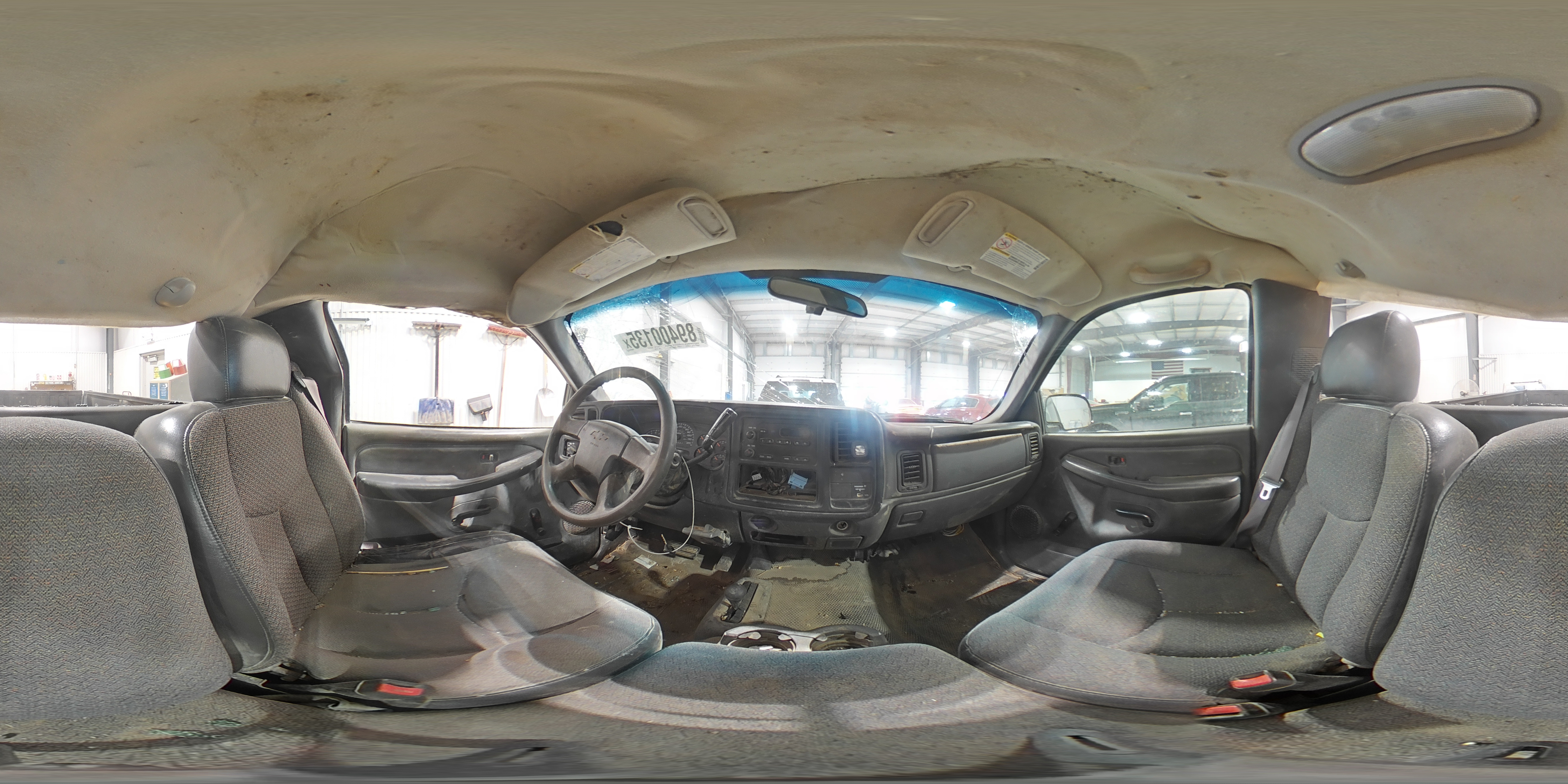 2007 Chevrolet Silverado - Image 12