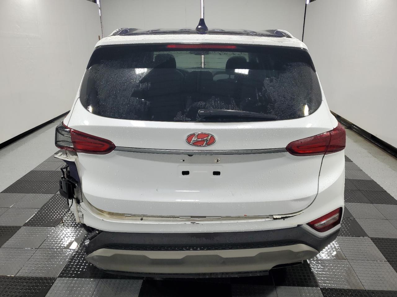 2020 Hyundai Santa Fe - Image 6