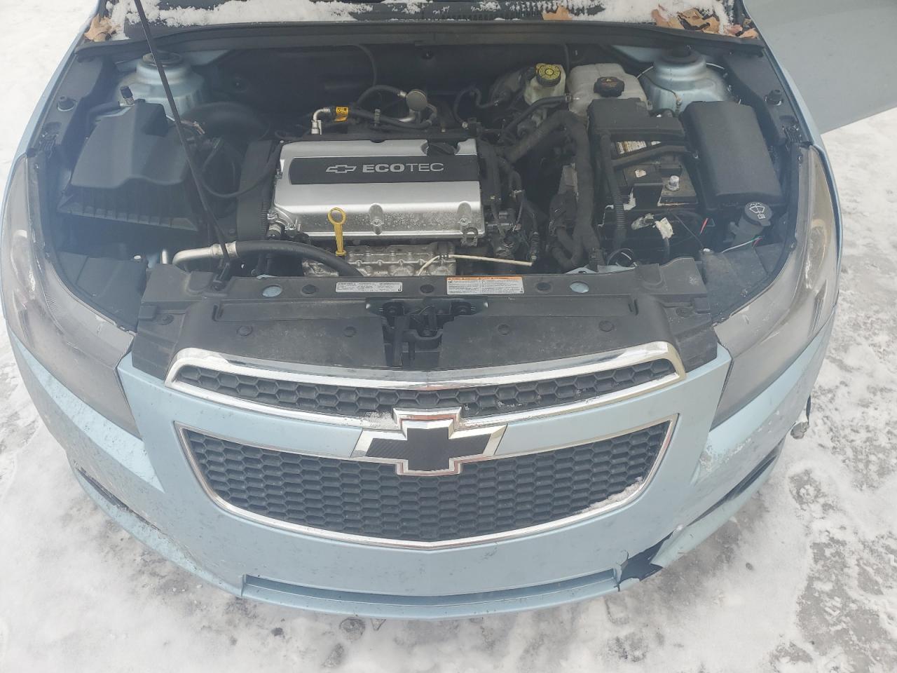 2011 Chevrolet Cruze - Image 11