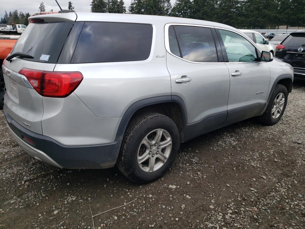 2017 GMC Acadia - Image 3