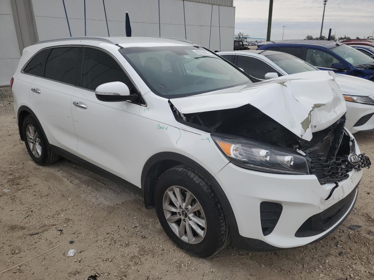 2019 Kia Sorento - Image 4