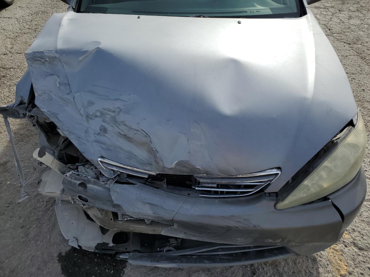 2006 Toyota Camry - Image 12