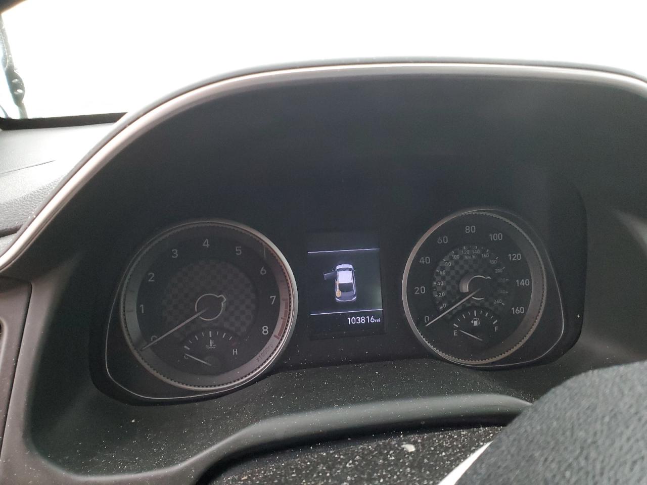 2019 Hyundai Elantra - Image 9