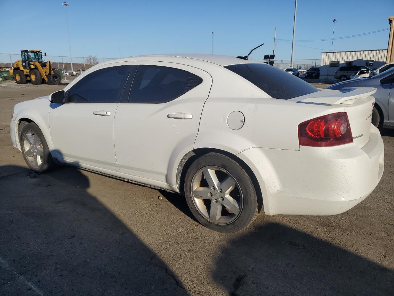 2011 Dodge Avenger - Image 2