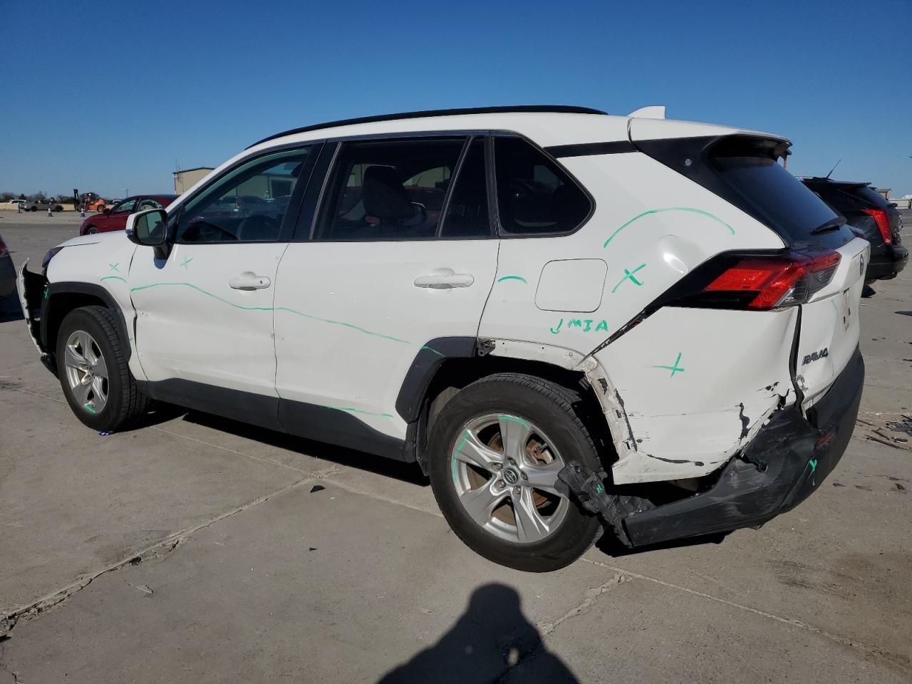 2019 Toyota RAV 4 - Image 2