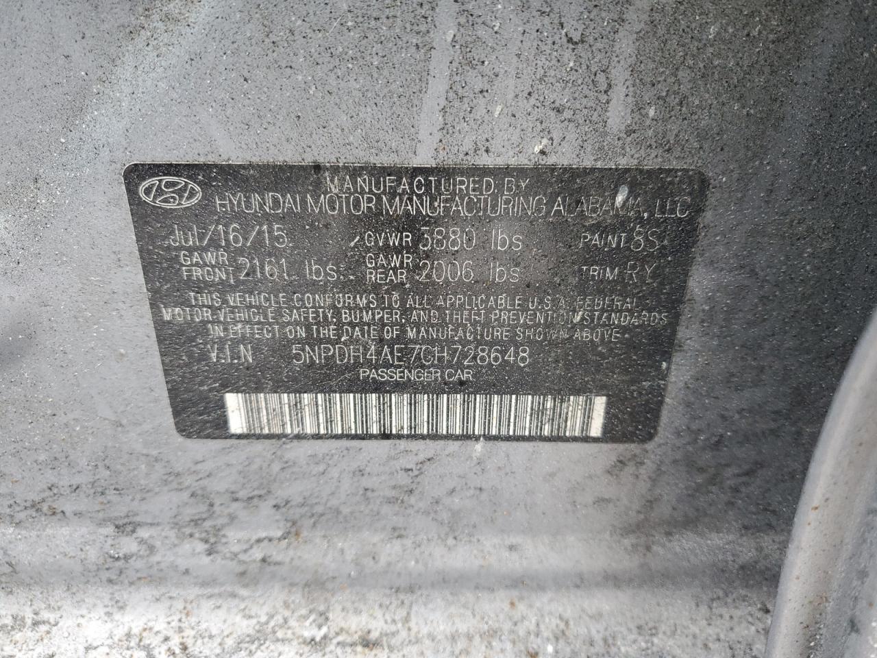 2016 Hyundai Elantra - Image 12