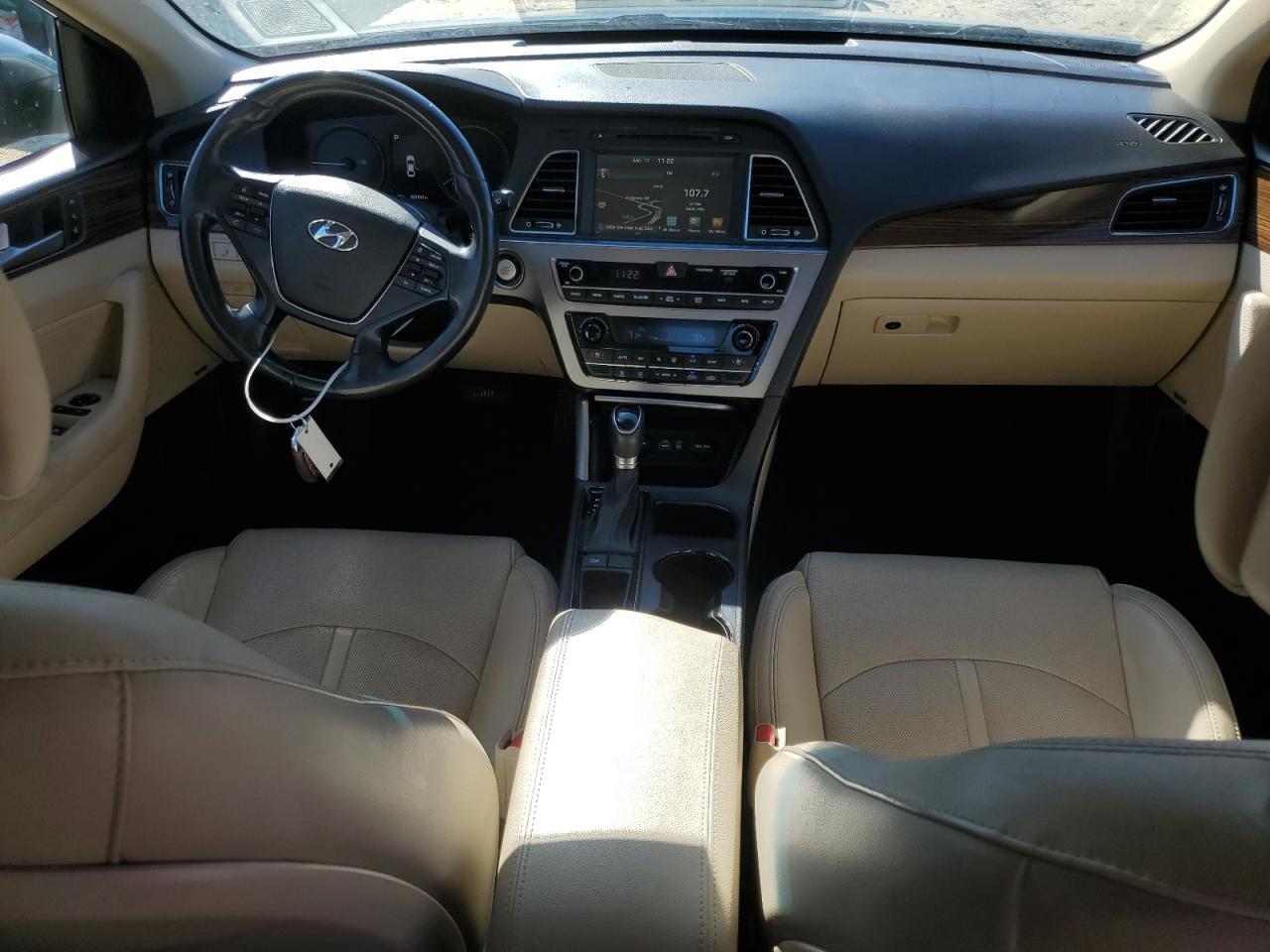 2017 Hyundai Sonata - Image 8