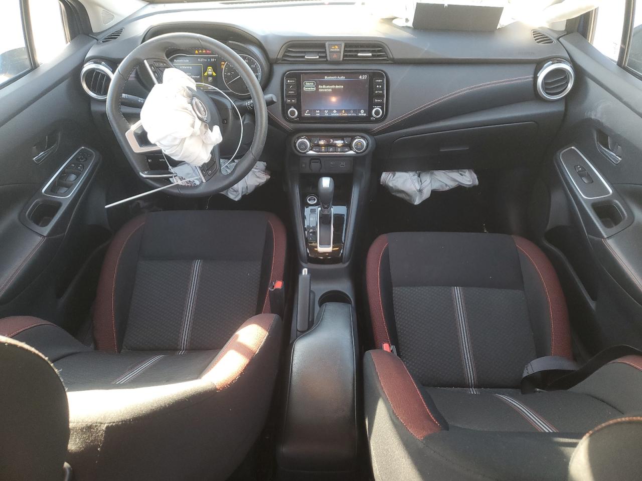 2024 Nissan Versa - Image 8