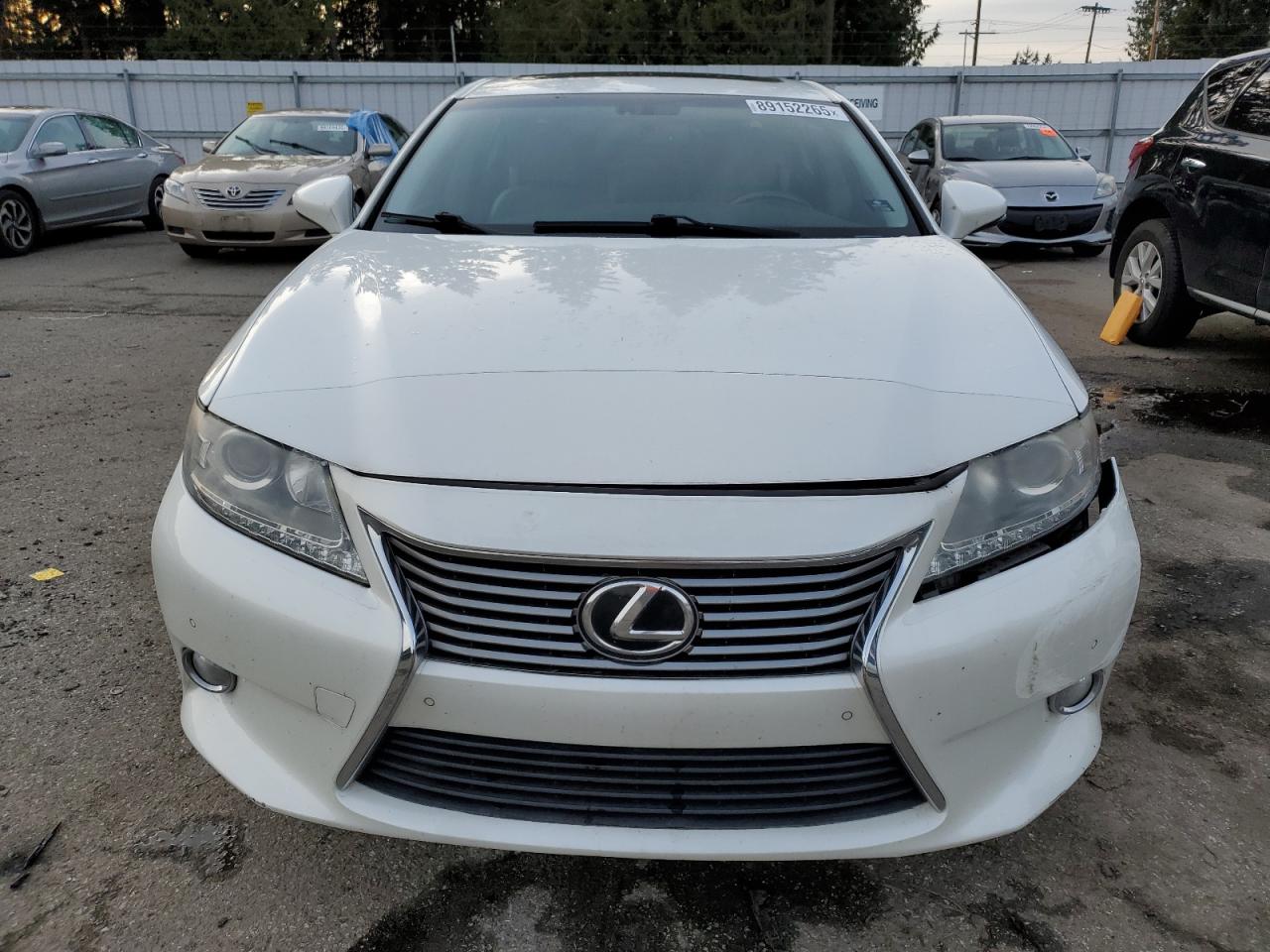2013 Lexus ES - Image 5