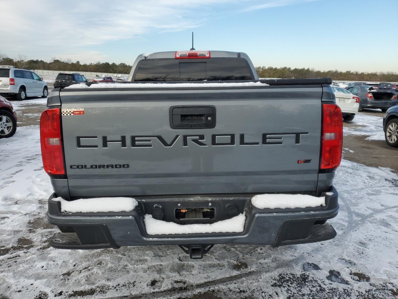 2022 Chevrolet Colorado - Image 6
