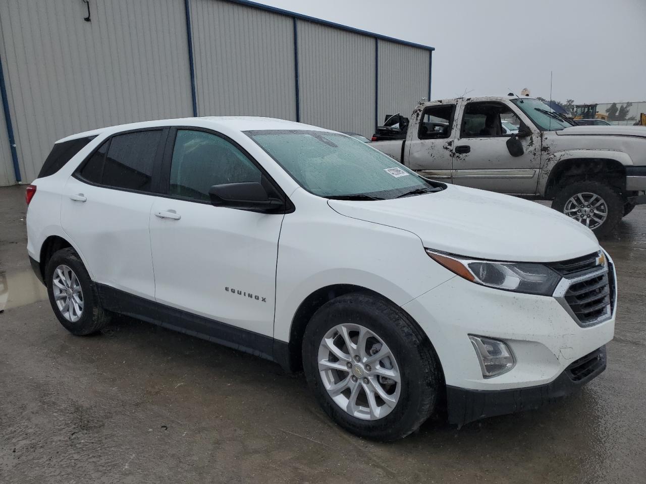 2021 Chevrolet Equinox - Image 4