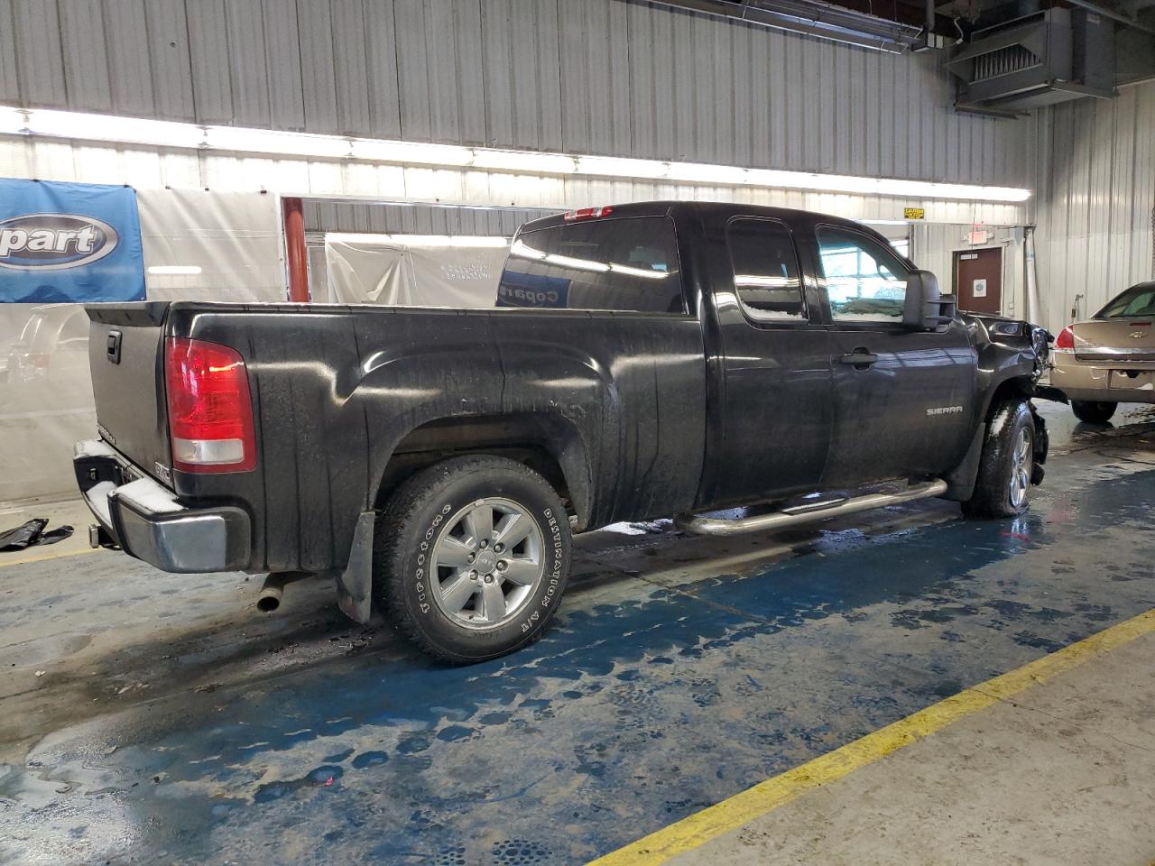 2010 GMC Sierra - Image 3